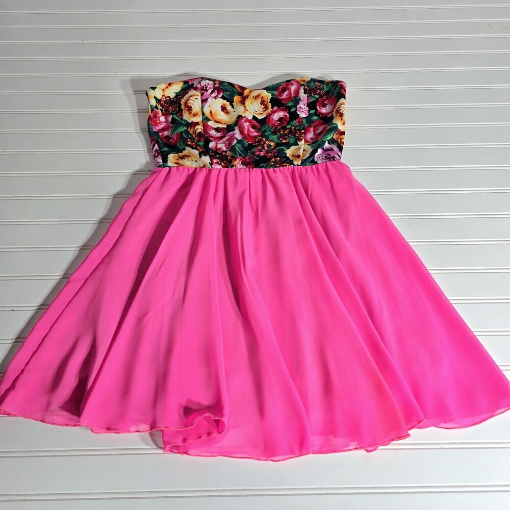 Style Rack Floral and Pink Color Block Short Dress Size Large Prom Wedding